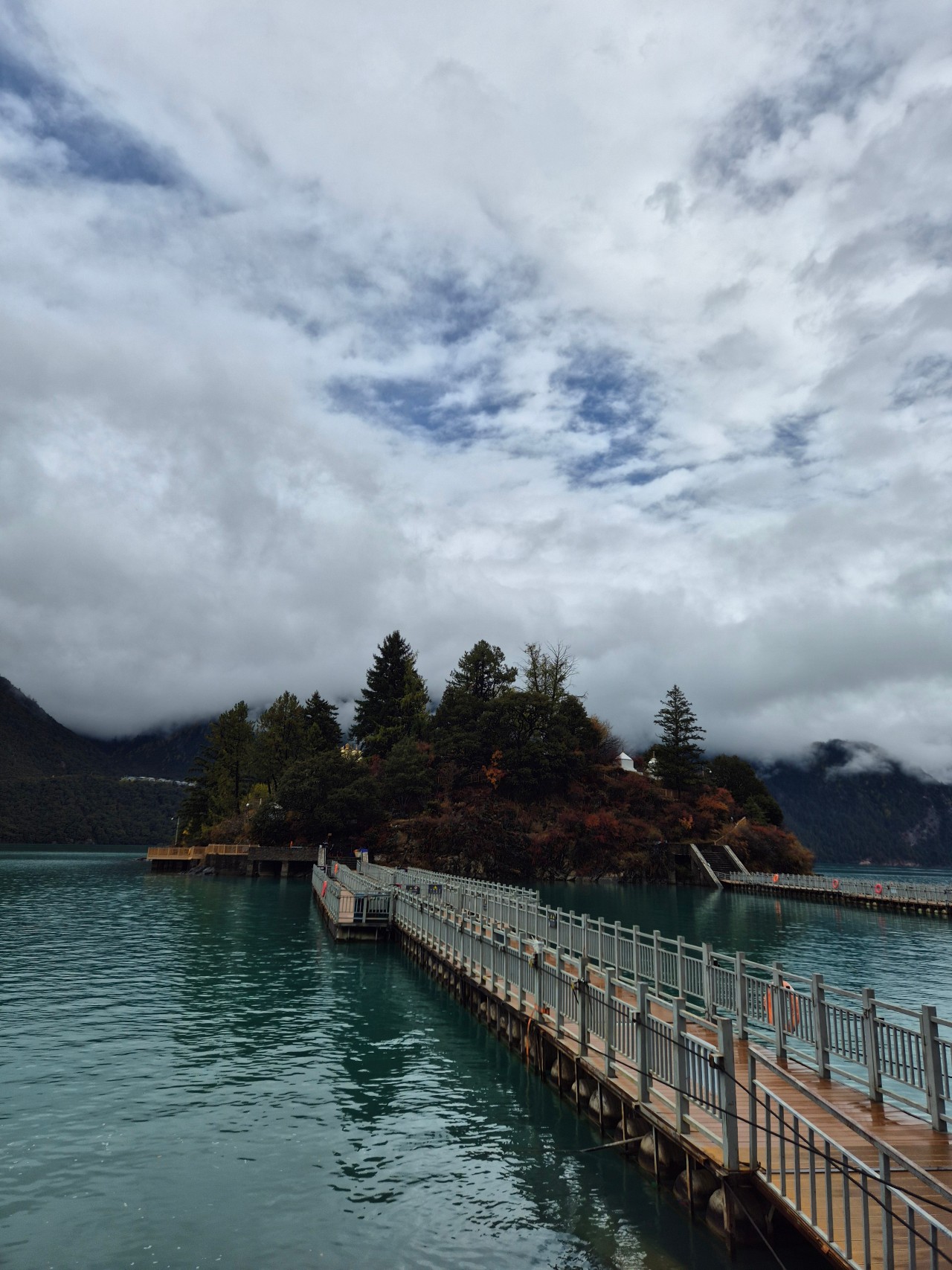 Day 4: From Nyingchi to Lhasa via Basong Lake