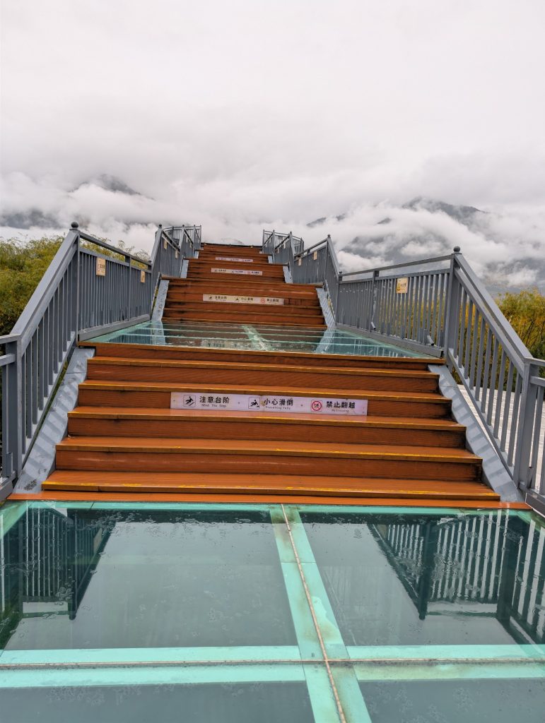 Yani glass observation deck
