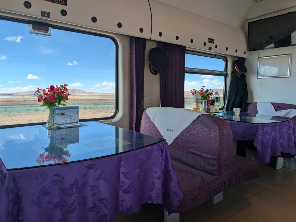 Dining cabin on Qinghai–Tibet Railway
