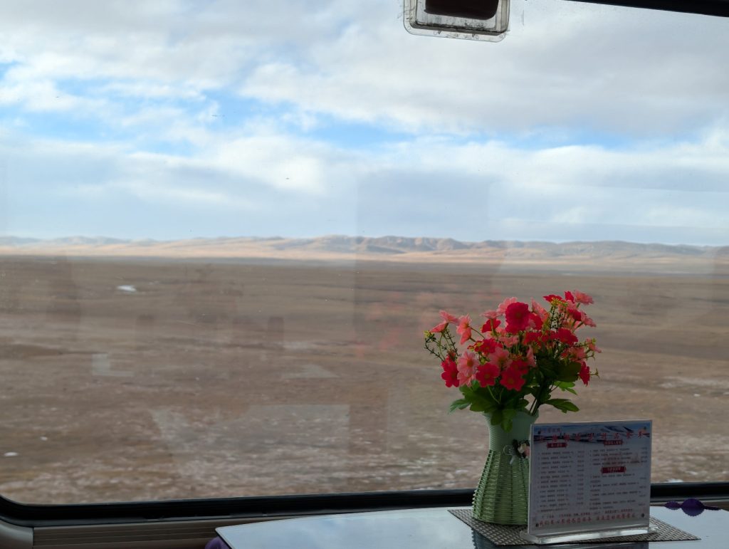 Views from Dining cabin on Qinghai–Tibet Railway