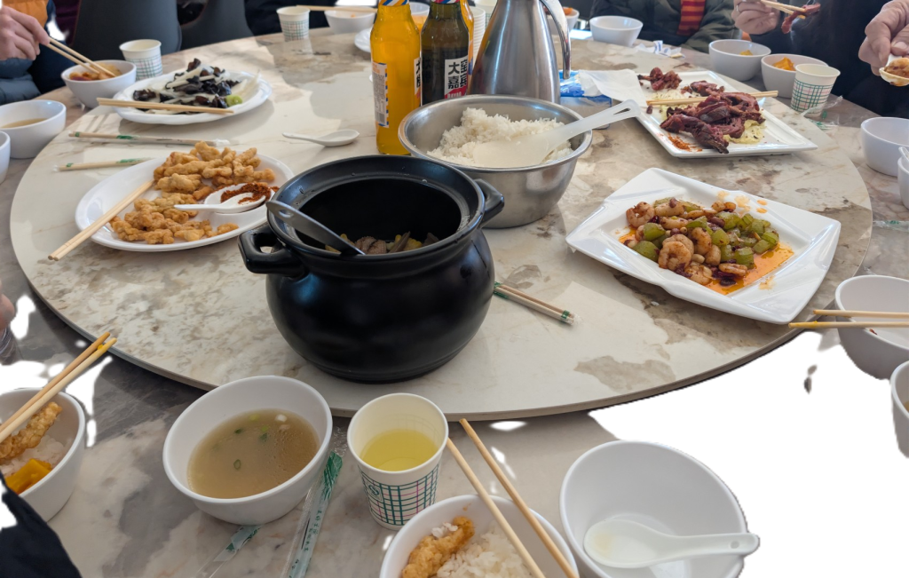 Lunch at a restaurant on the way to Namtso Lake